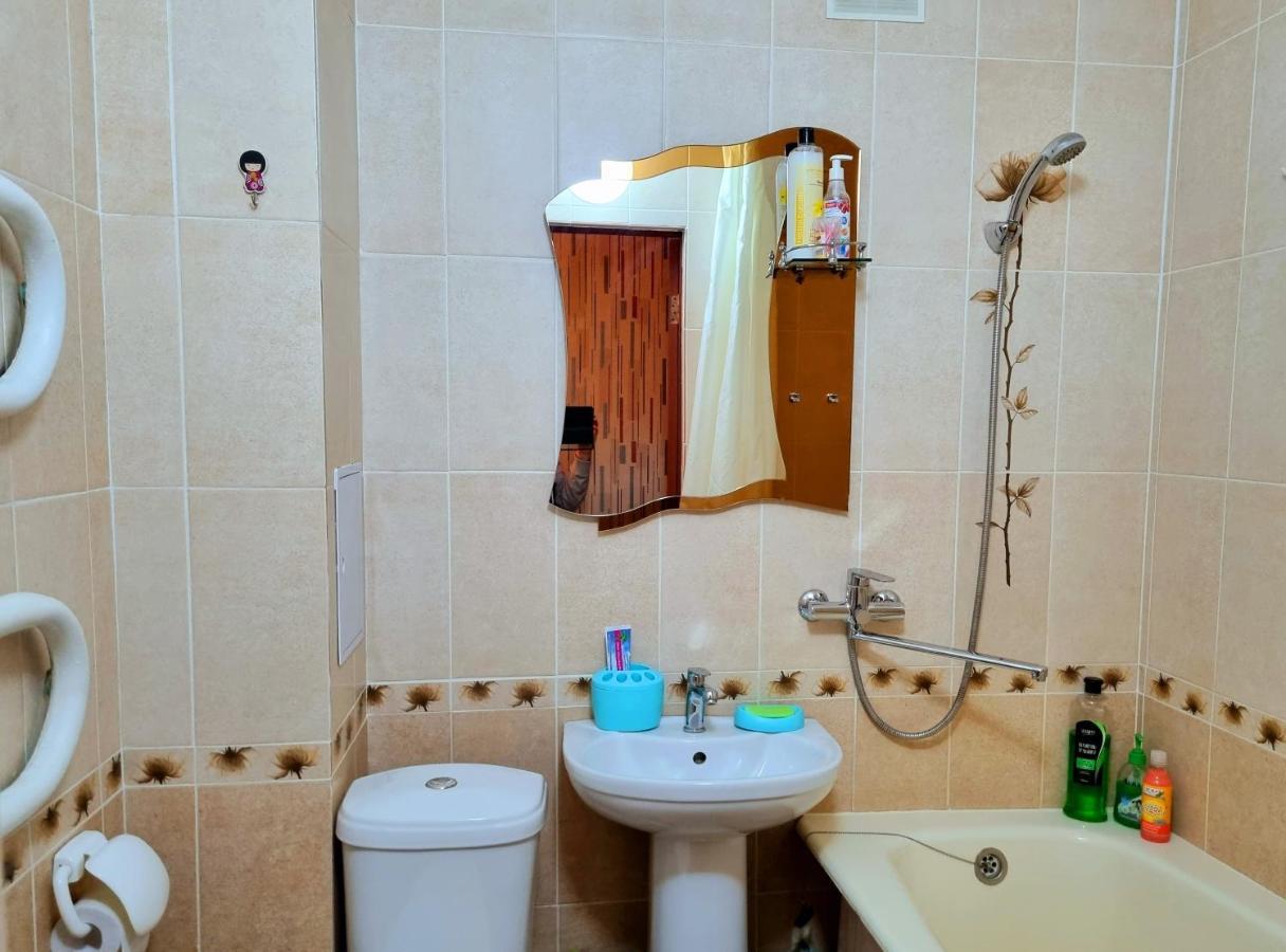 Apartment На Стрелке С Красивым Видом На Иртыш Öskemen Buitenkant foto